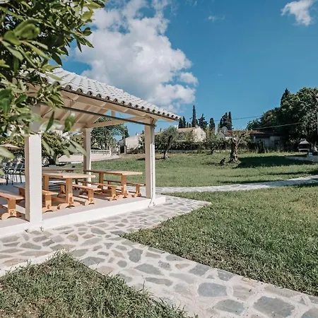 Pelithea Family 4* 입소스