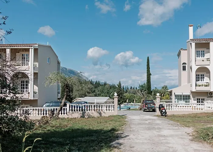 Pelithea Family Hotel 4*