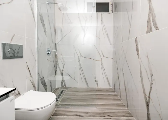 Pelithea Family Ipsos