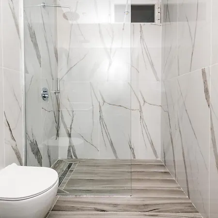 Pelithea Family Ípszosz