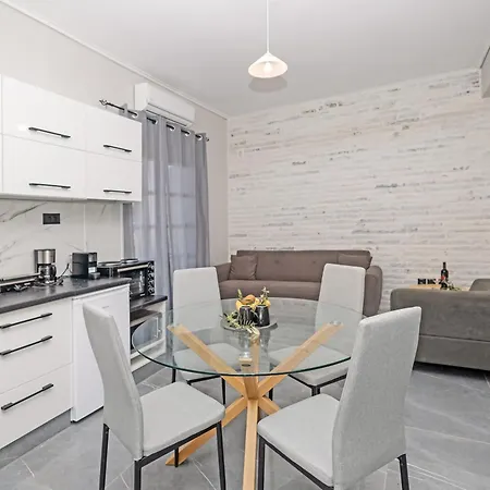 ホテル Pelithea Family